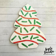 Load image into Gallery viewer, Christmas Tree Cake Attachment