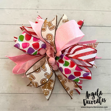 Load image into Gallery viewer, Gingerbread House Bow