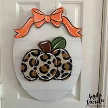 Load image into Gallery viewer, Large Leopard Pumpkin Attachment