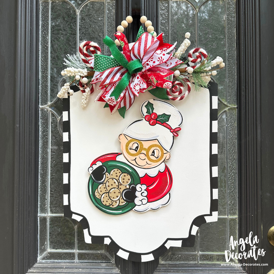 Mrs. Claus and Cookies Attachment