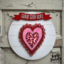 Load image into Gallery viewer, Valentine Scalloped Heart Attachment