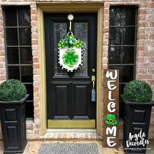 Load image into Gallery viewer, Shamrock with Striped Background Attachment