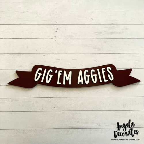 Texas A&M – Angela Decorates