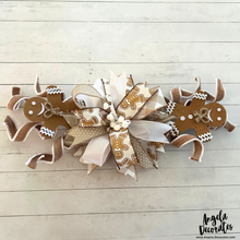 Load image into Gallery viewer, Brown and White Gingerbread Swag
