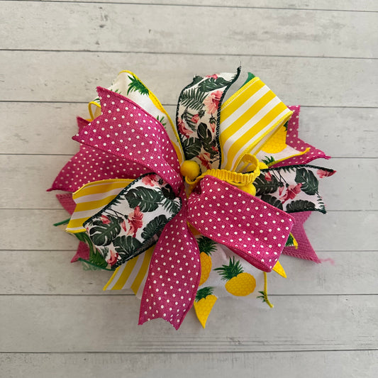 Tropical Pineapple Bow