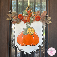 Load image into Gallery viewer, Velvet Pumpkins Swag
